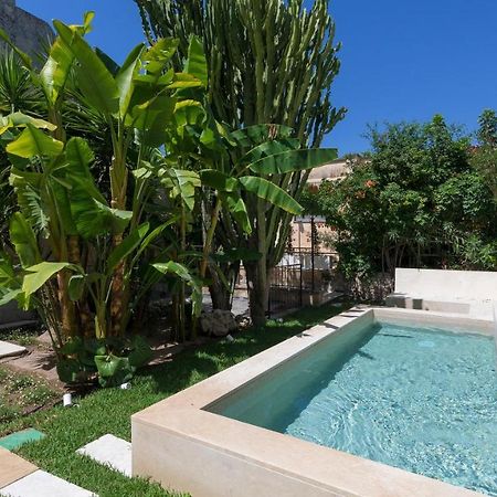 Palazzo Acquaviva - Il Giardino Sospeso Apartment Lecce Exterior photo